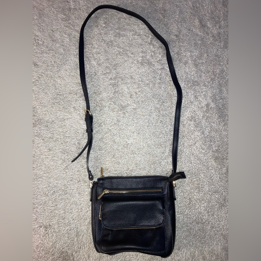 Multi-pocket crossbody - Picture 2 of 6